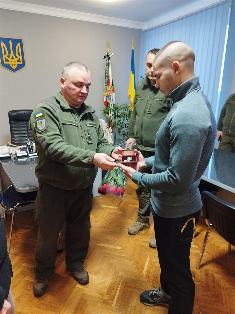 Денис молодший брат Дмитра Лінського