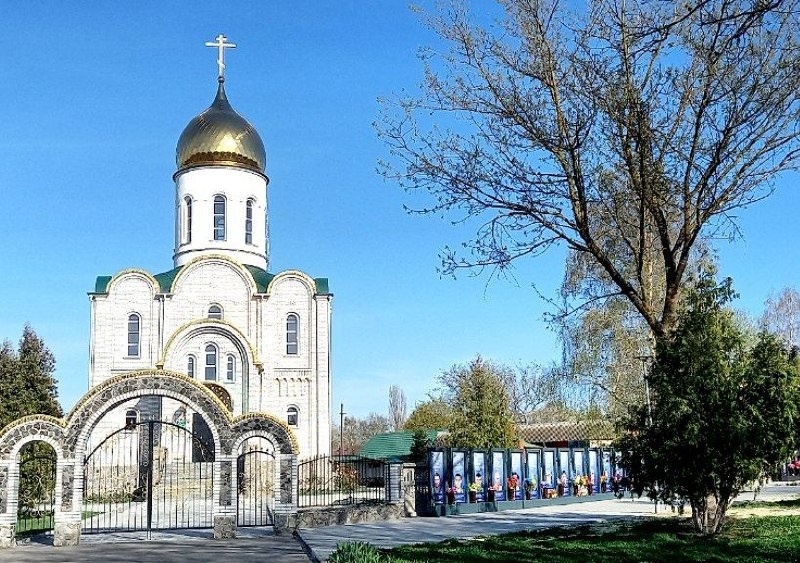Наталинський Свято - Троїцький храм