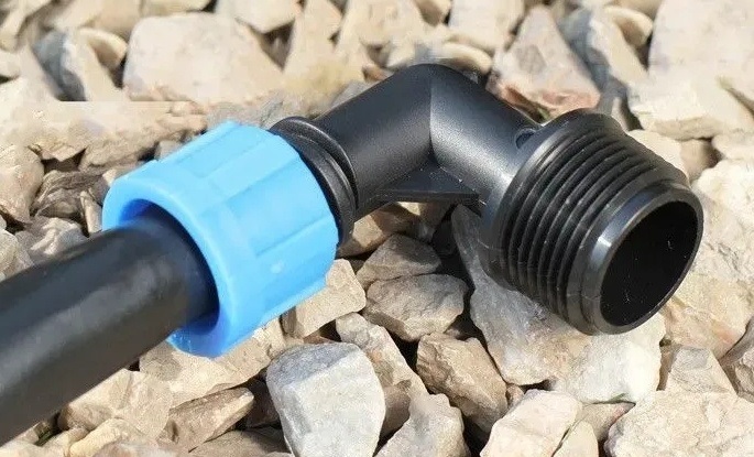 фітинги для стрічки крапельного поливу