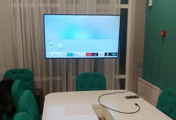 https://rentpro.ua/ua/product-category/presentation-equip/televizory/